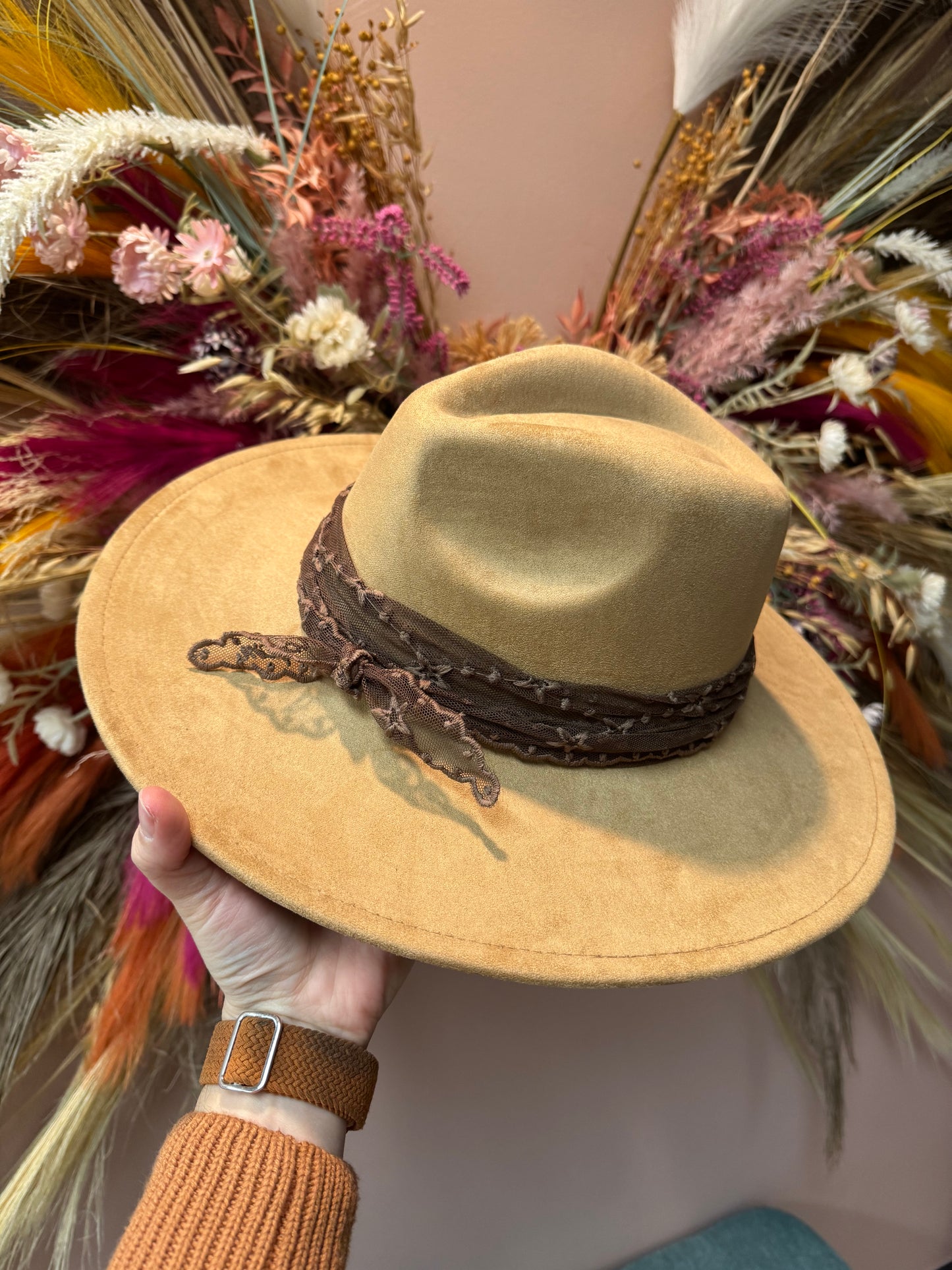 Stretch Lace Hat Band