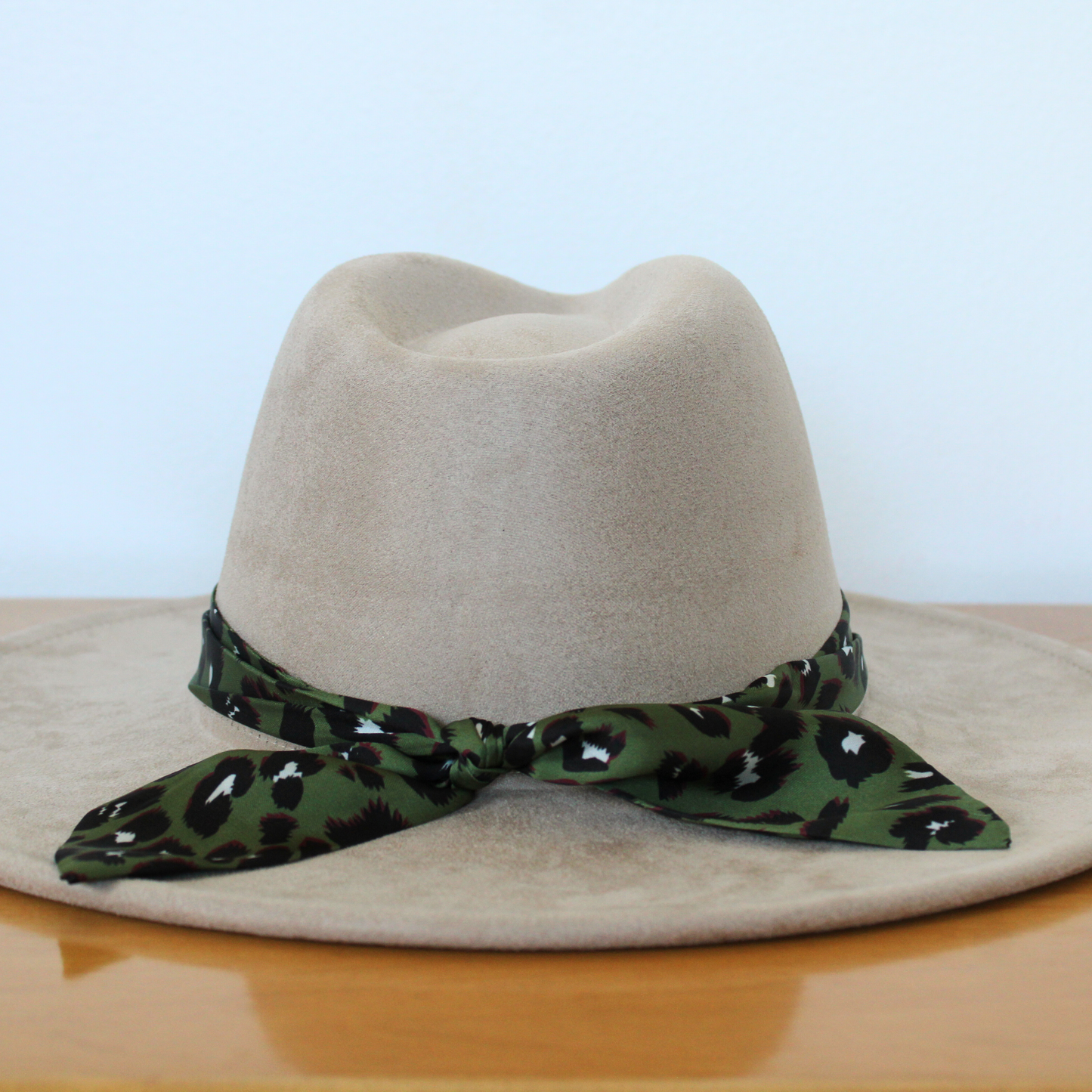 Classic Leopard Hat Band